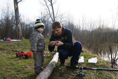 наживка.jpg (152.2 КБ) 15914 просмотров Нашли червачка и на крючек его.
